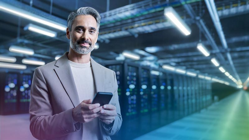 1046923-data-center-bring-cellular-indoors